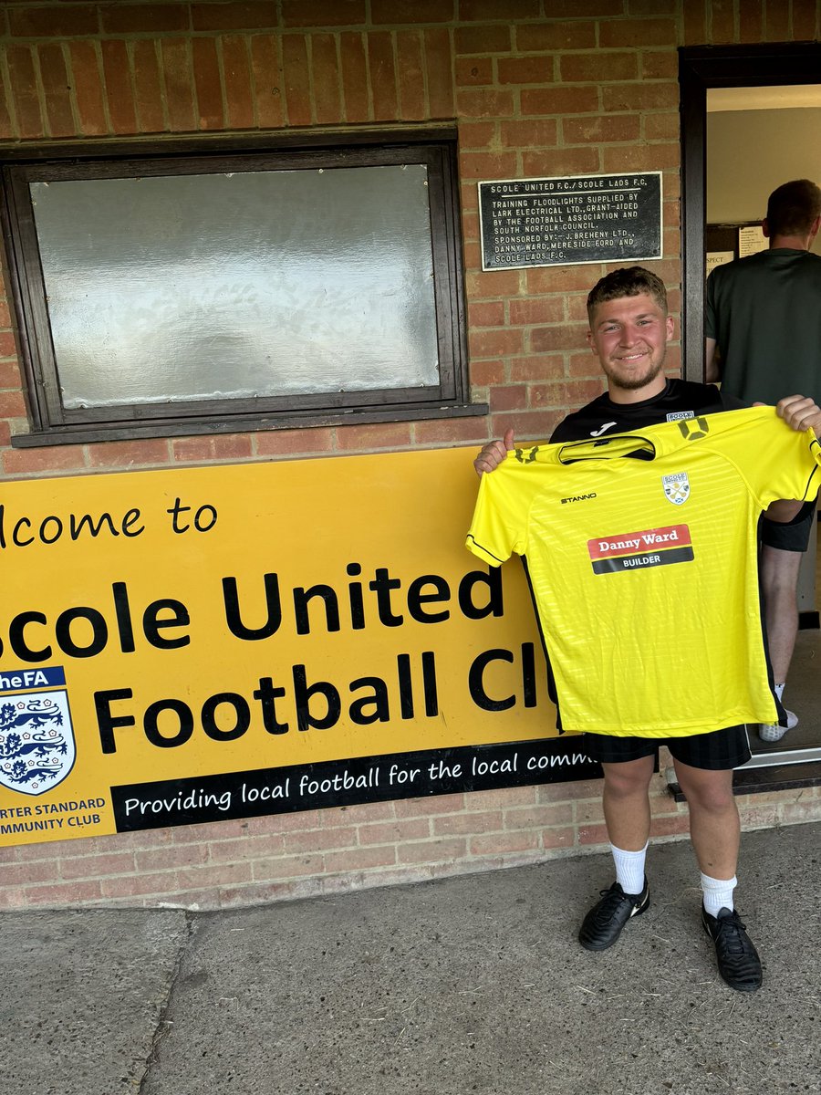 Scole United FC tweet media