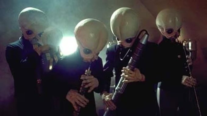 How I listen to the Cantina Band https://t.co/Nsft0ubFh8