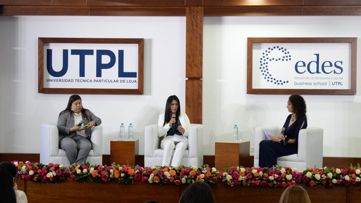 LundinGoldEC's tweet photo. A continuación, se lleva a cabo el segundo panel "Salud mental para el bienestar integral" en el cual se abordó la importancia de la salud mental en el trabajo y en la vida cotidiana para el desarrollo personal, profesional y la erradicación de la violencia.

#MujeresEnMineríaEc https://t.co/grTA2IXS1V