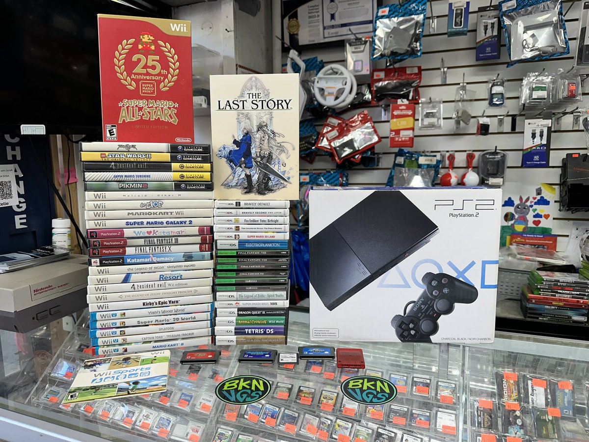 bklynvideogames's tweet photo. Today’s little trade in 😉😉😉 Happy Friday, DM us if your interested in any item 🤗
.
.
#ps2slimcib #wiigames #wiiugames #ps2games #3dsgames #dsgames #ps1games #gamecubegames #gbagames #sony #nintendo #retroshop #retrostore #brooklyn #brooklynvideogames #bvg https://t.co/JRwcyhJo8X