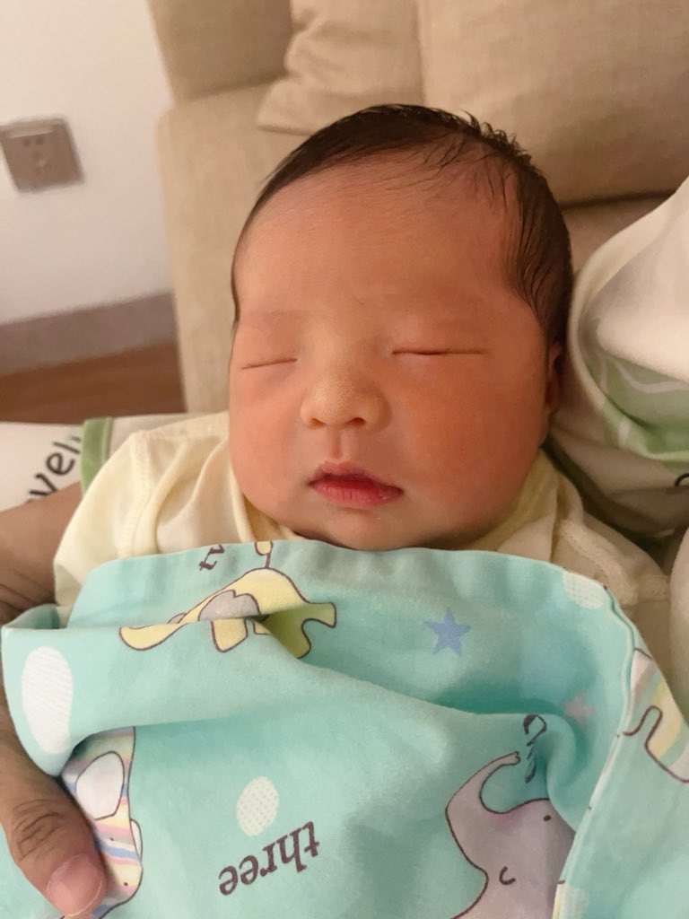 luocrystal's tweet photo. 一切都是值得的😘 https://t.co/c4FqON1eLM