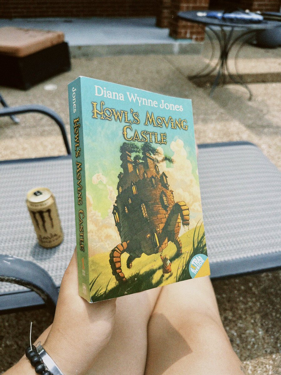 youpharaoh's tweet photo. Books 😘 https://t.co/rG9oOlQ5kU