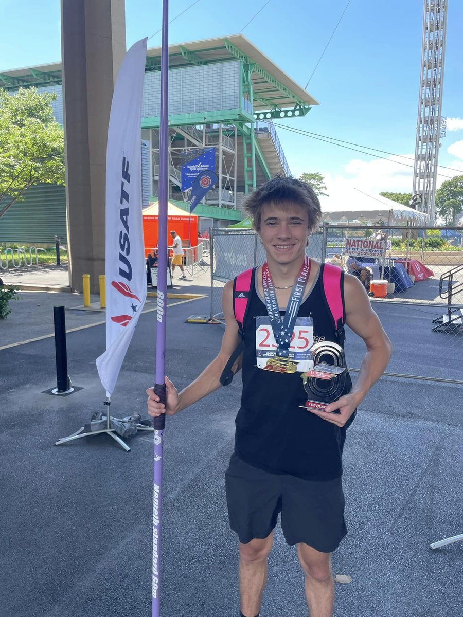 Won the 17-18 USATF Age Group Nationals in New York City yesterday. Always cool to compete at Icahn Stadium. USATF JO Regionals in two weeks.