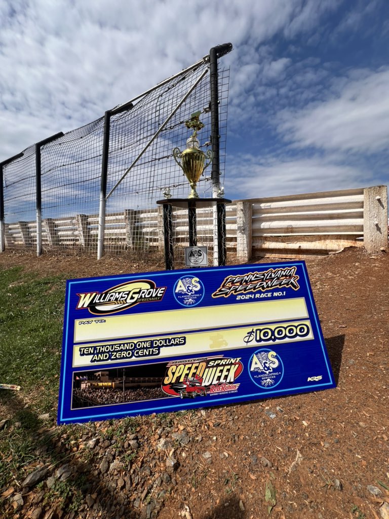 WilliamsGrove's tweet photo. The check and trophy are ready to be presented to tonight’s A &amp; S Landscaping Pennsylvania Speedweek Night #1 Feature Winner! 

Who’s your pick to take home the $10,000 payday and park it in Weis Markets/Sage Fruit Victory Lane? 

#paspeedweek #williamsgrove https://t.co/aKMnLbbr79