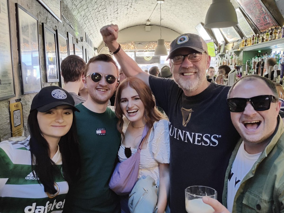 DEVLIN tweet media