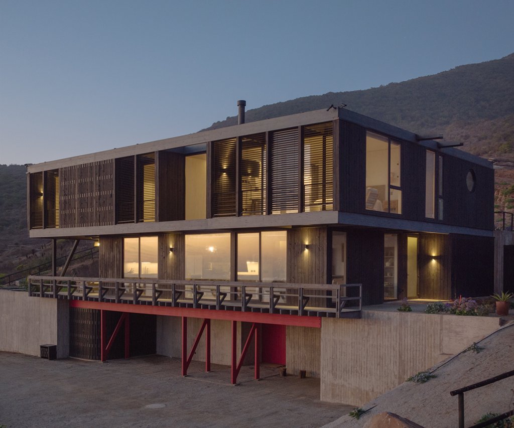 HDLatam's tweet photo. Una protección solar moderna no solo proporciona un ambiente confortable para las personas, sino que también contribuye a que el edificio adopte un balance energético sustentable. https://t.co/pFGWqn77G5