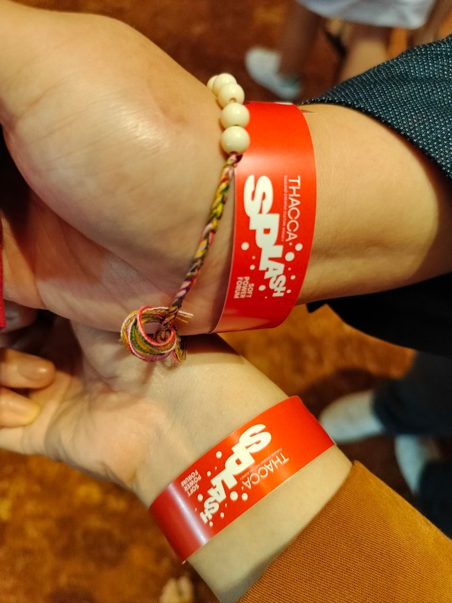 muu_gam333's tweet image. ควันหลงหลังไป THACCA วันแรก
เป็นทั้งงานนิทรรศการ สัมมนา แสดงฝีมือ ดิลธุรกิจ และอื่น ๆ รวมกันในที่เดียว ถึงอาจจะมีบางส่วนในโซนที่จัดนั้นยังไม่สุด แต่นี่ก็เป็นการจัดงานชูโรงครั้งแรกในไทยที่ทำได้ดีเกินคาด
มางานนี้ได้แรงบันดาลใจใหม่ ๆ แน่นอน!
#THACCA #THACCASPLASH #SoftPowerForum2024