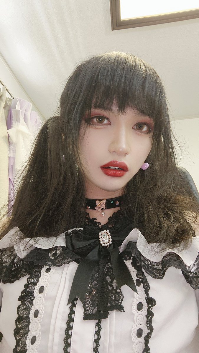 这有个地雷男娘
但是一点都不丧
因为她吸干了你的精气
都是男娘害了你~

#伪娘 #男の娘 #cd #地雷系 #东京伪娘 https://t.co/1giVPtS82T
