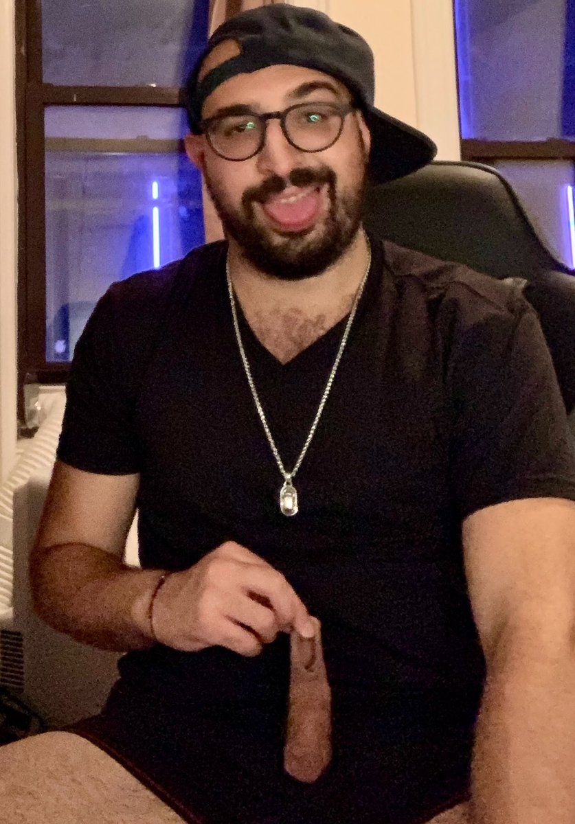 HimboHabibi's tweet photo. Happy Foreskin Friday 😌 https://t.co/FQktjIkHB4