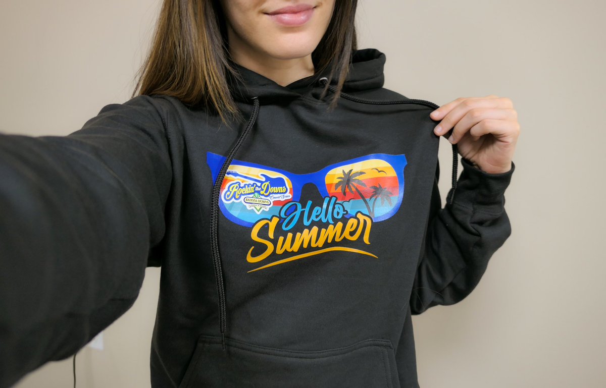 BataviaDowns's tweet image. Hot off the presses! ☀️😎 Check out our brand new #RockinTheDowns merch at Lucky Treasures Gift Shop! 

Grab your gear &amp;amp; rock some summer vibes! #concertmerch