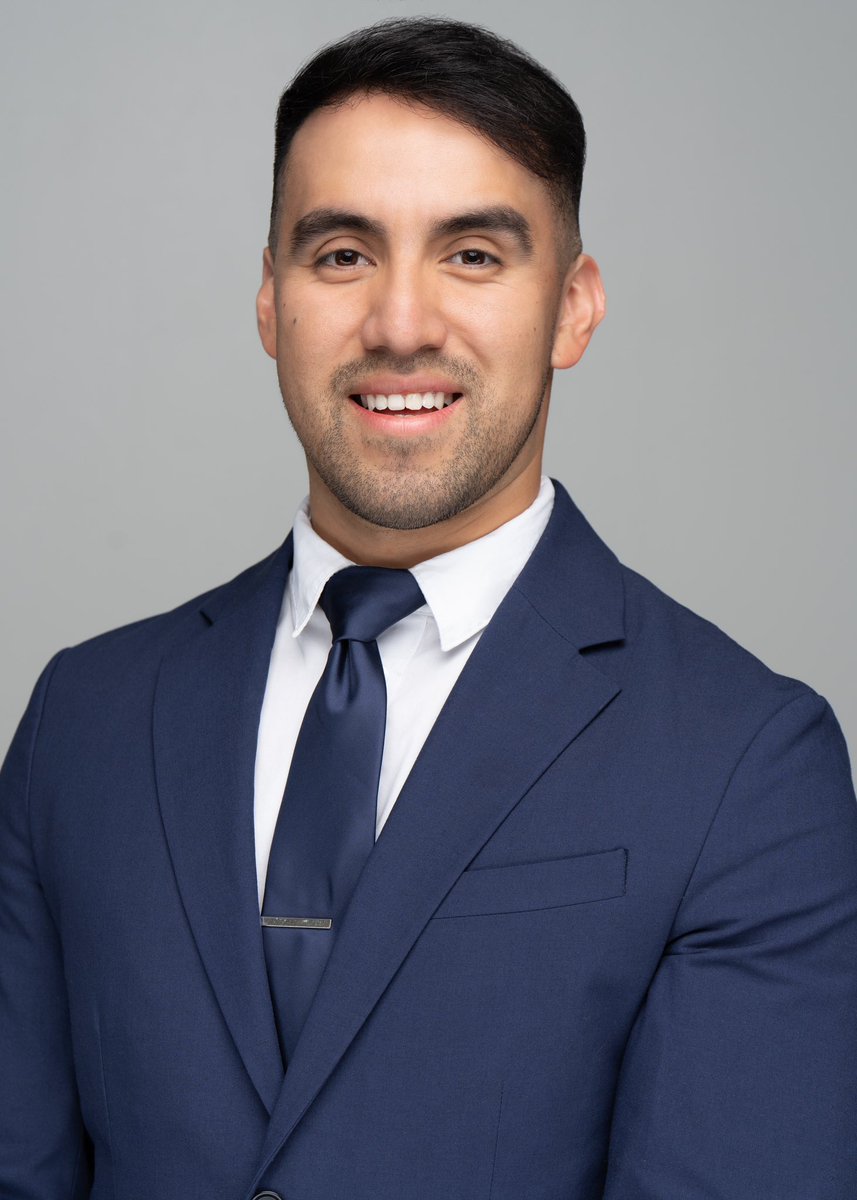 Excited to introduce myself for the #Neurosurgery #Match2025! I’m Pavel from Tijuana, Mexico 🇲🇽, a neuro-oncology researcher. After years of preparation, I’m finally applying. I’ve been a passionate swimmer for over 20 years. Looking forward to connecting with peers and mentors.