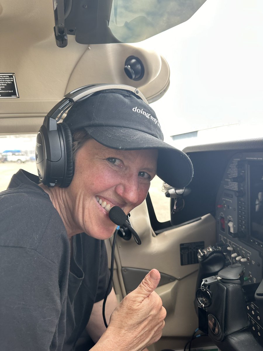 julieinthesky's tweet photo. The heat broke and gave us smooth & cooler skies for this morning’s review of flight. Well done! And a good #FlyingFunFriday was had by all.
#flying #pilots #avgeeks https://t.co/izbPT1cBca
