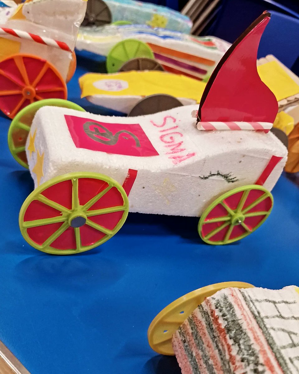 tarporleySTEM's tweet photo. What an exceptional start for Year 7 in the Race to The Line STEM project, sponsored by RA Chilton Ltd.

14 teams = 14 sets of ideas = 14 very different vehicles

@TarporleyHigh

#tarporleystem #tarporley #TarporleyHigh #stem https://t.co/dKxbJuDl3M