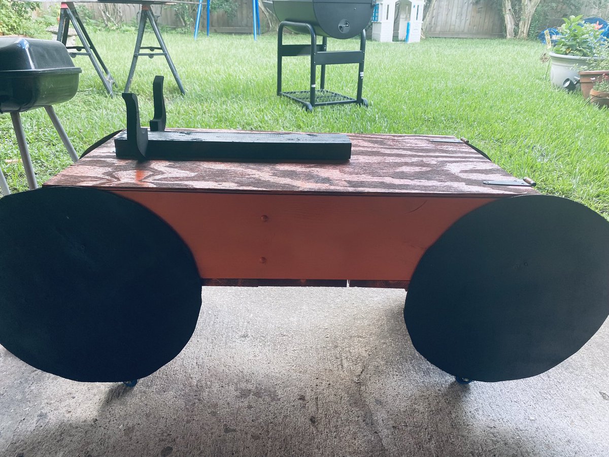 NoahsArk2021's tweet photo. The CEO of @NoahsArk2021  wanted a  Toro Loco Monster Truck sand box so he got one!  @MonsterJam #Woodworking https://t.co/WLQJf904CR