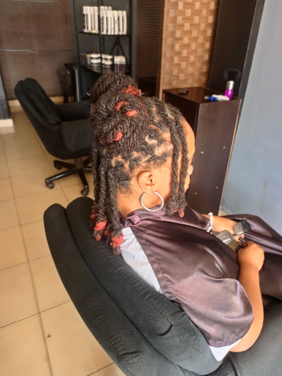 afrolockssalon's tweet photo. HOME OF QUALITY LOCKS AND BRAIDS https://t.co/kCtRwbH8av
