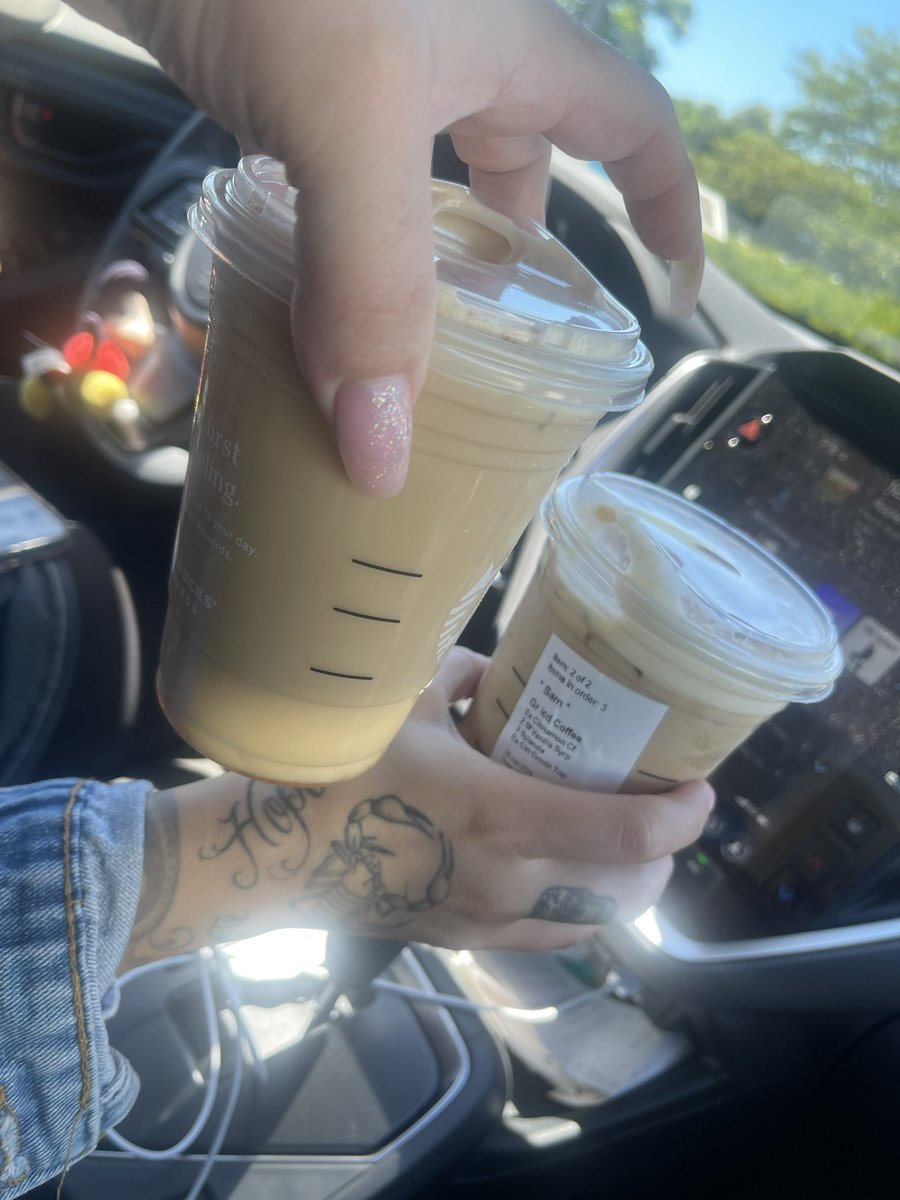 Samantha tweet media