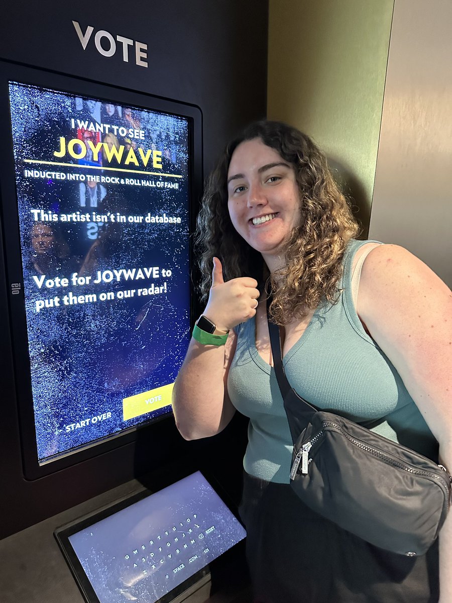 ashleysteinwave's tweet photo. visited the rock and roll hall of fame and I had to @joywave https://t.co/RPDT1vD7s2