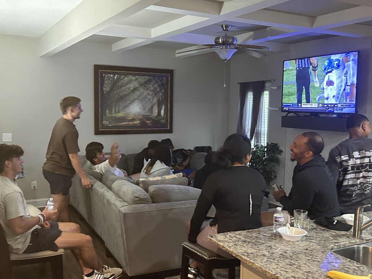 Great time fellowshipping with DB’s! Thx Keilah for a home cooked meal for the guys! <a href="/GeorgiaTechFB/">Georgia Tech Football</a>  #FreeSmoke