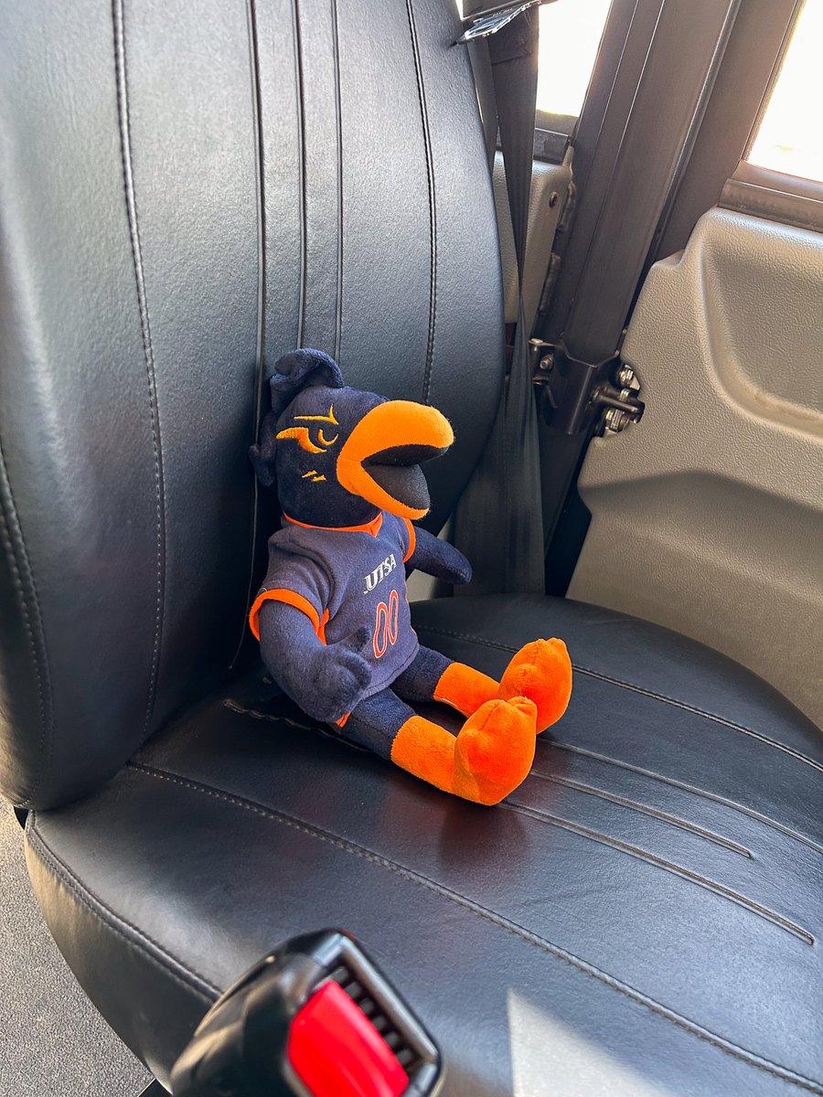 Have you taken a spin on the Little Runner yet? It’s a free, Rowdy-approved shuttle for anyone looking to get around downtown. 

More info: bit.ly/4bmPWJ9

#UTSA #TourWithRowdy <a href="/centrosa/">Centro San Antonio</a>