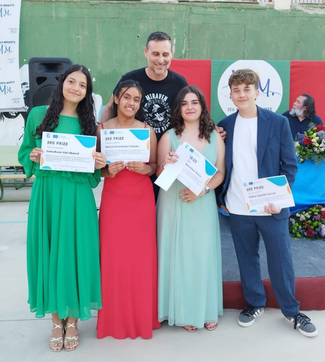 GOODFOOD project (@goodfood_eplus) on Twitter photo Awards ceremony for the winners of the 3rd prize of video-slogan competition for students of IES Montemiravete( Murcia, Spain). Awards ceremony for the winners of the 3rd prize of video-slogan competition for students of IES Montemiravete( Murcia, Spain).