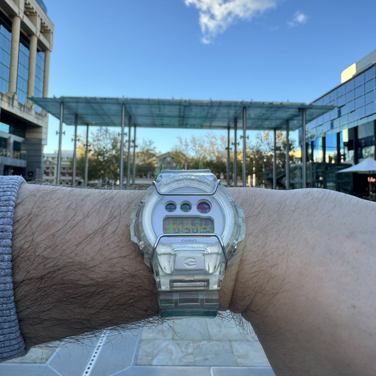 RealGOATReviews's tweet photo. ๐ Today itโs the modified DW-6900 G-Shock with Hand-Painted Logo, and Bullbar! ๐
Follow for more! ๐ Heres the Short mod video ๐ https://t.co/0GGVutUXMN
#gshock #dw6900 #casio #watchmods #bullbar #WatchOfTheDay #wotd #wruw #wristcheck #watches @GShock_US https://t.co/rxcsV9WZ8Y