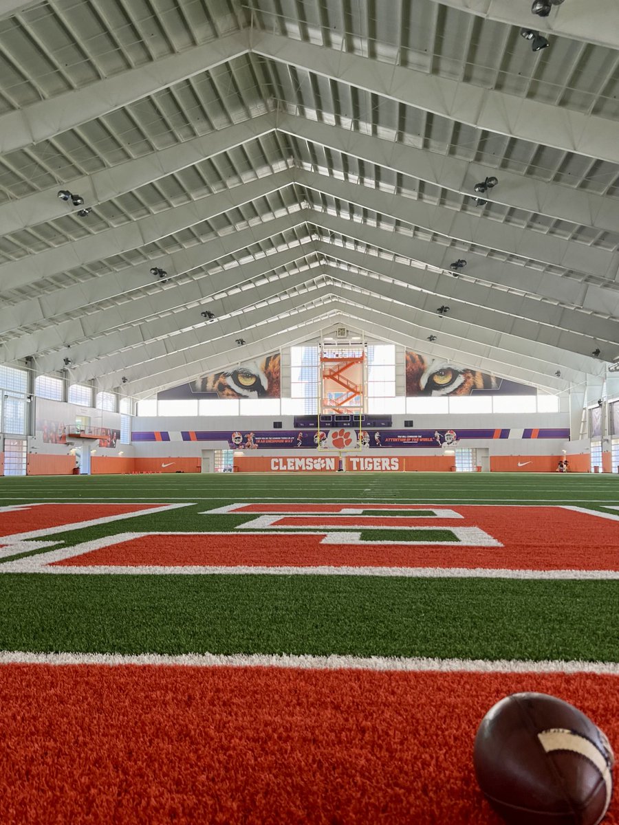 EliteForm tweet media