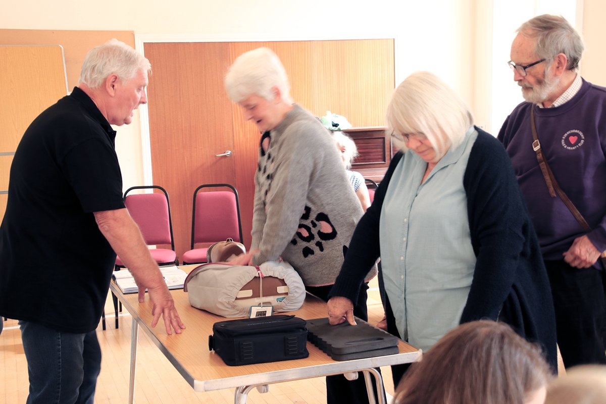 St John Scotland Dumfries and Galloway area travelled to meet with a very enthusiast group of people from Kirkcudbright Hale and Hearty club to deliver a bystander CPR and defibrillator awareness session.
Well done volunteers!
#CPR #learnCPR #volunteers #defibrillator #scotland