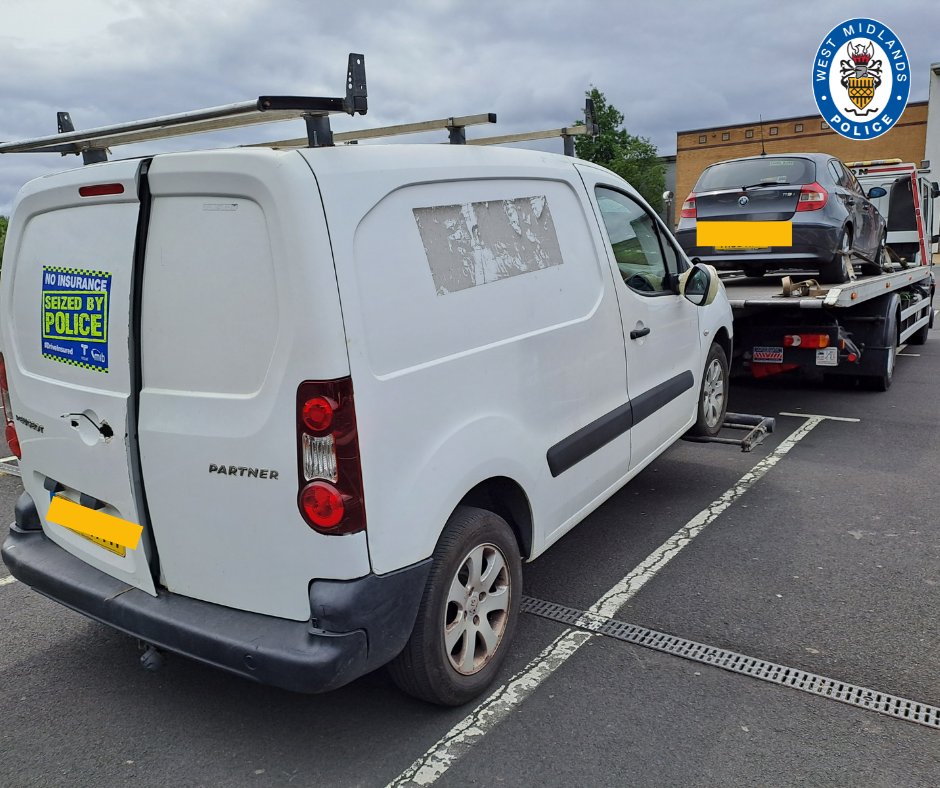 DudleyTownWMP's tweet image. #Results |  We brought 46 vehicles to our @wmptraffic Road Harm Prevention site at #Castlegate today 👍 

We recorded 24 offences including illegal tints, mobile phone usage, no seat belts, &amp;amp; driving without a full license.

We seized 8 vehicles for no insurance and no tax. 👮
