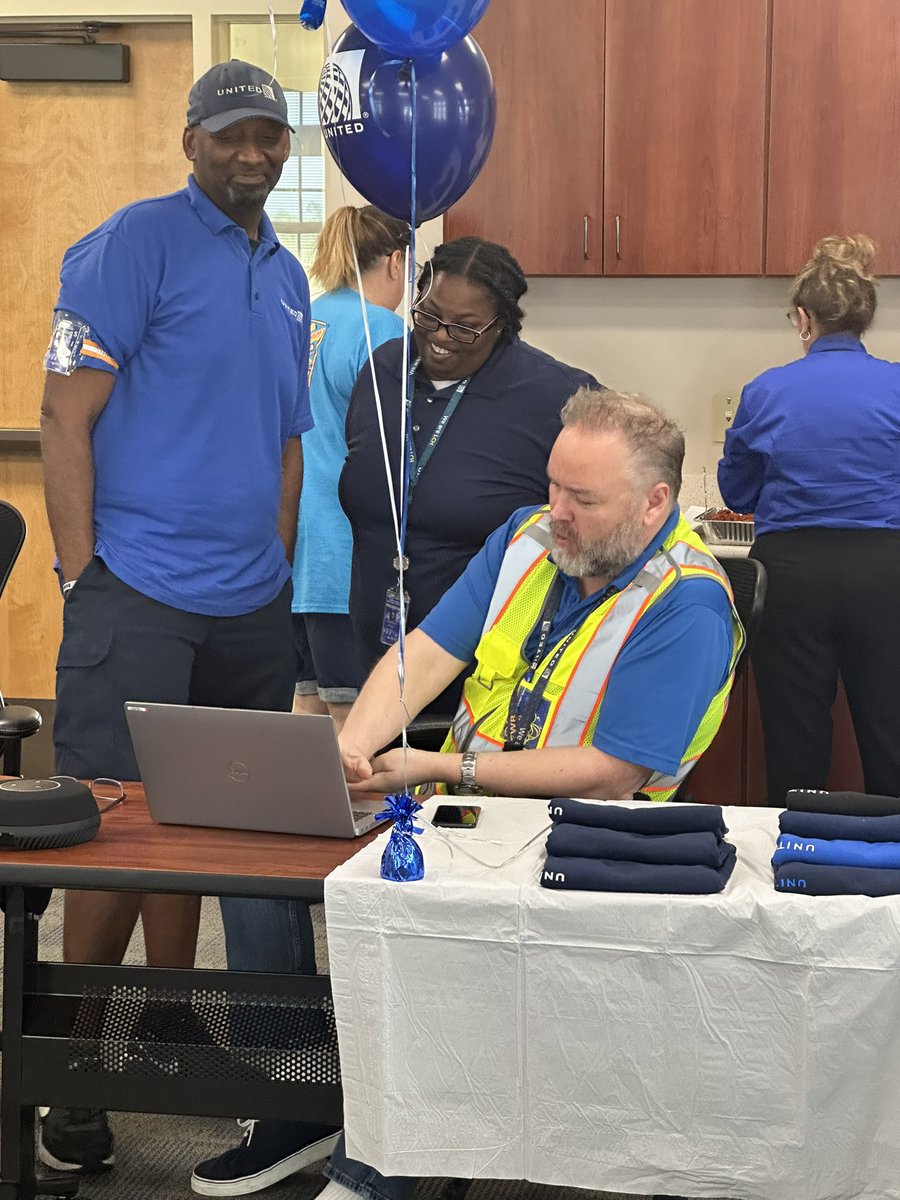 Chris Earley tweet media