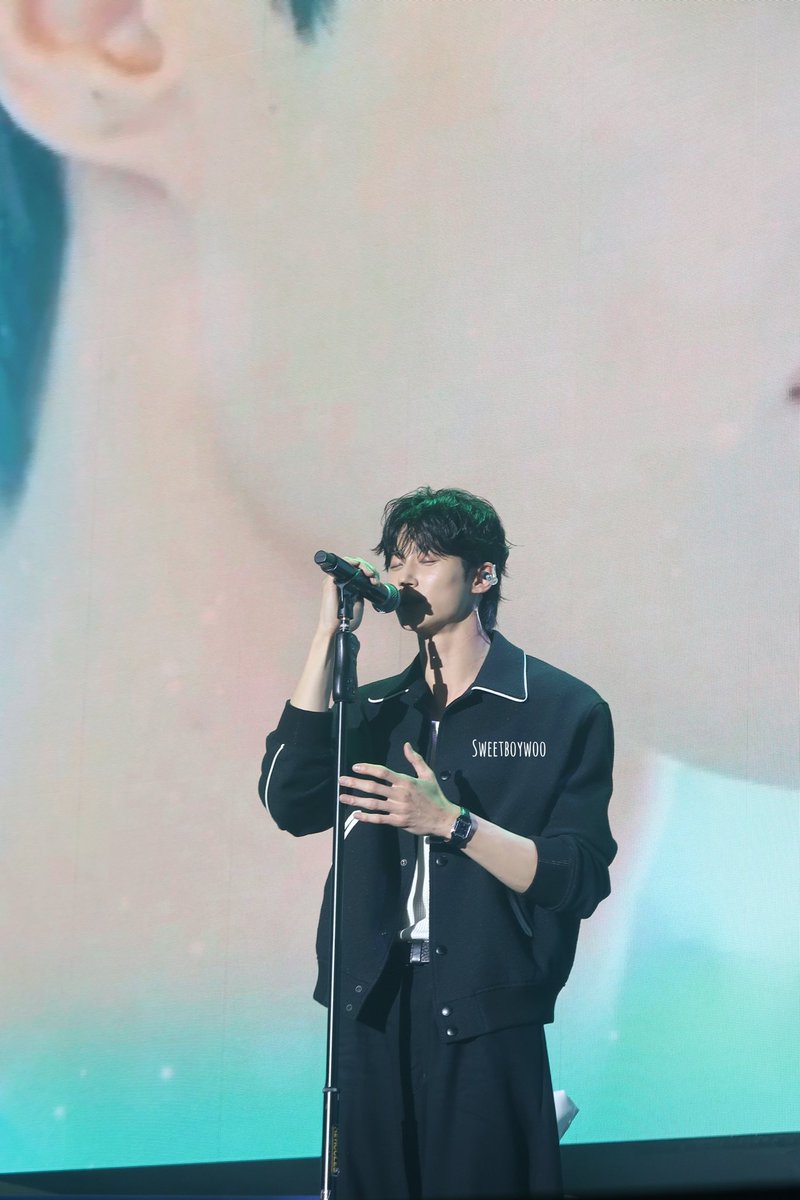 sweetboywoo's tweet photo. [HD] 240628 Byeon Woo Seok Jakarta FM
#변우석 #ByeonWooSeok #BYEONWOOSEOKinJKT
#SUMMERLETTER #SUMMERLETTERinJKT 

cr me https://t.co/bFugmr2CfE