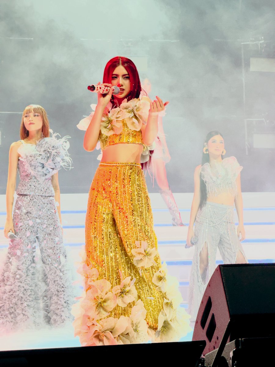 🌟『ＨøＳＨī』 🎞 #INFINITY🐦‍🔥 tweet media