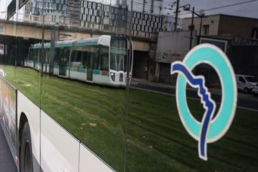 Fdesouche.com est une revue de presse tweet media