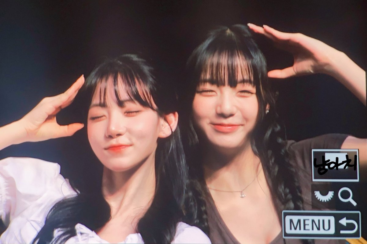 NYANGKY_'s tweet photo. 240628 프리뷰

똥강아지 두 마리🐶🐶

#트리플에스 #tripleS #トリプルS
#김나경 #나경 #NAKYOUNG https://t.co/diEPllYcx1