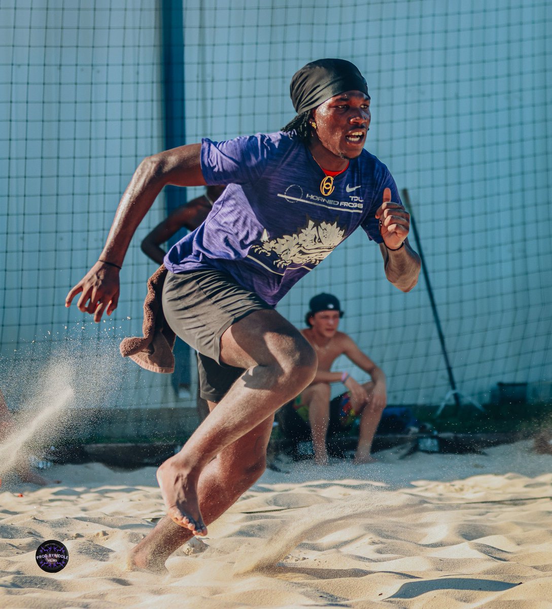 𝘈𝘴𝘩𝘵𝘰𝘯 ’𝐗-𝐅𝐚𝐜𝐭𝐨𝐫’ 𝘓𝘰𝘵𝘵 tweet media