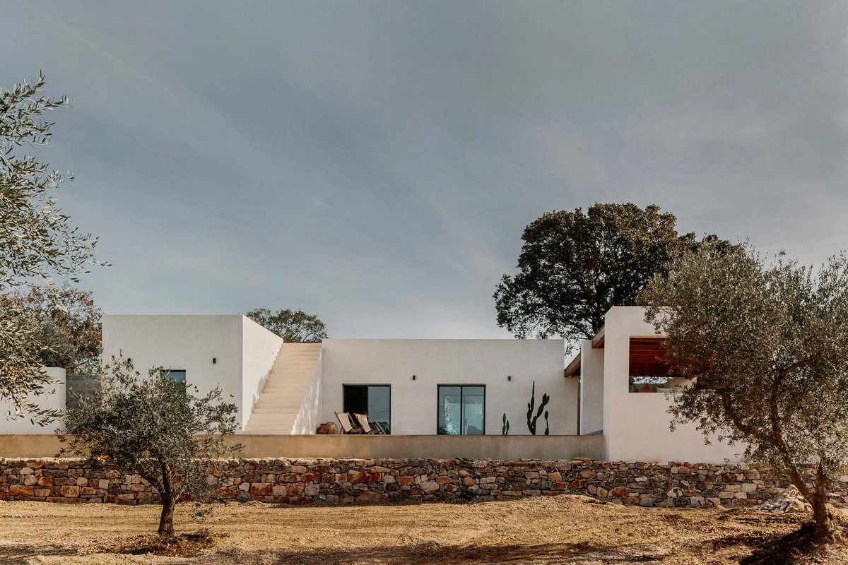 Arqenblanco's tweet photo. Casa Roverella - Vergati Creative Studio
Imagen: Alex Reyto
________________________________
#vergaticreativestudio #alexreyto #ostuni #italia #arquitecturaitalia #arquitecturaenblanco #arquitectura #archdaily #design #whitearchitecture #architecture https://t.co/Il1eUlmo0L