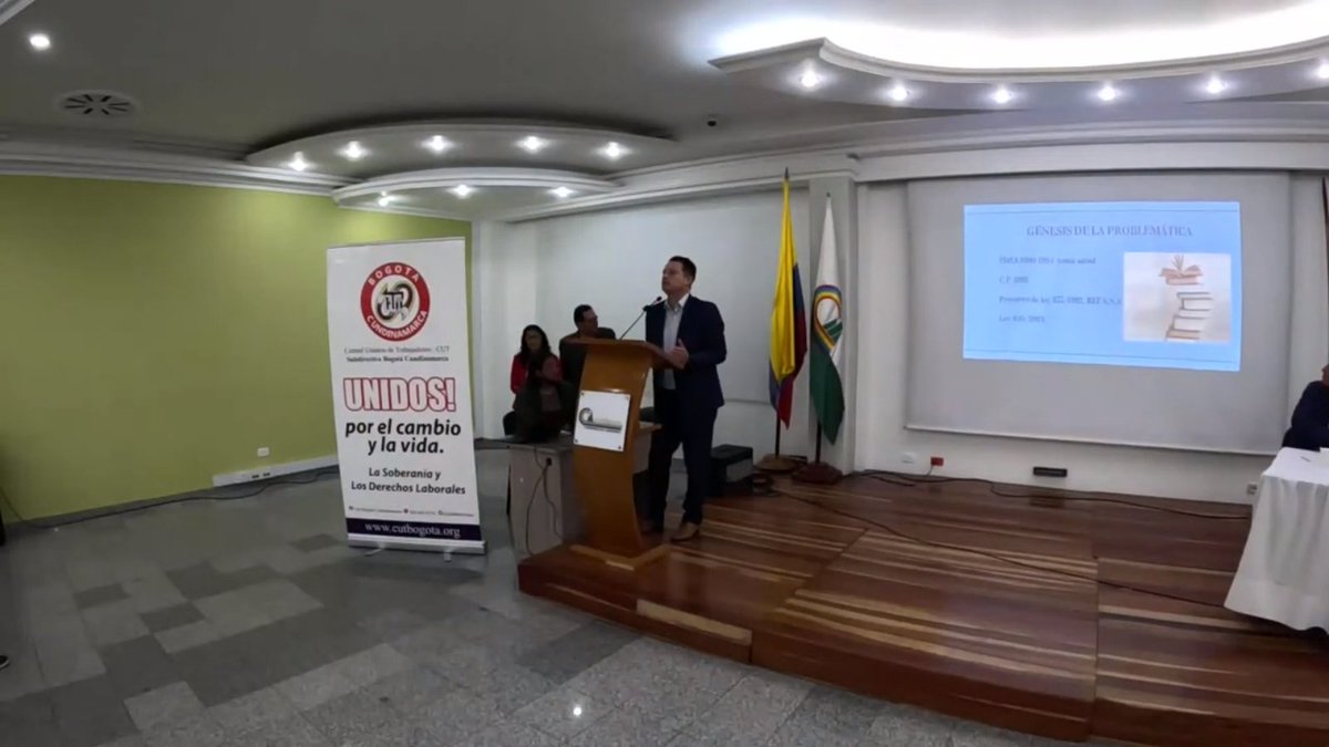 sindistritales's tweet photo. SINDISTRITALES participó en el Foro "Sistema de Salud en Colombia y el Magisterio",  organizado por la CUT  - subdirectiva Bogotá.   Nuestro presidente FABIO MELO, expuso las problemáticas del sistema de salud en Colombia, el cual afecta las y los trabajadores de este sector. https://t.co/6h0YVxiy3D