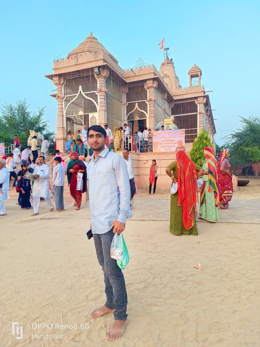 manohar_chotiya's tweet photo. सोते वक्त एक जोर दार जयकारा हो जाए।
#जय_गुरु_जसनाथ_जी_महाराज 🙏
#jasnathi 🥰
#36_rules ❣️
@VijayBeniwal_
@Mukeshbaitu https://t.co/RyvVj7cglI