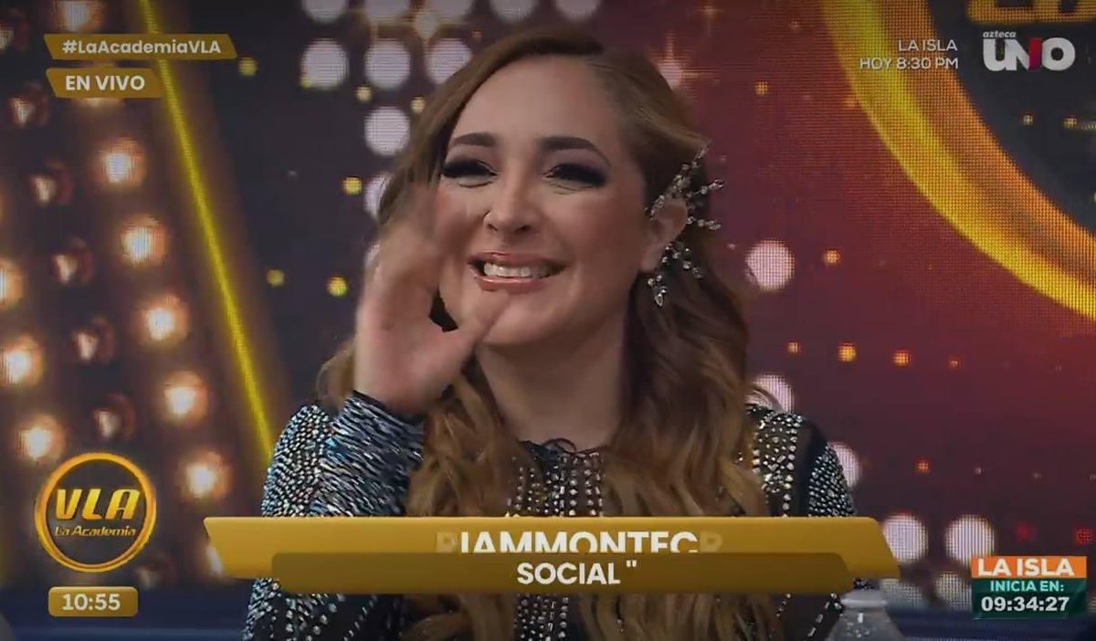 SoyLuisRodLop's tweet photo. Me encanta ver a @MyriamMonteCruz como juez de #LaAcademiaVLA @VengaLaAlegria https://t.co/4TfX6OjP3r