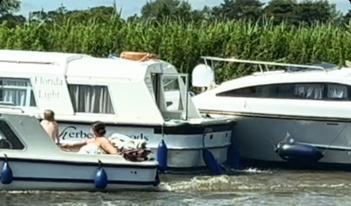 Norfolk Broads Heatwave features in this weeks NEWS video #heatwave #weather
youtu.be/yWIQGO_Taew