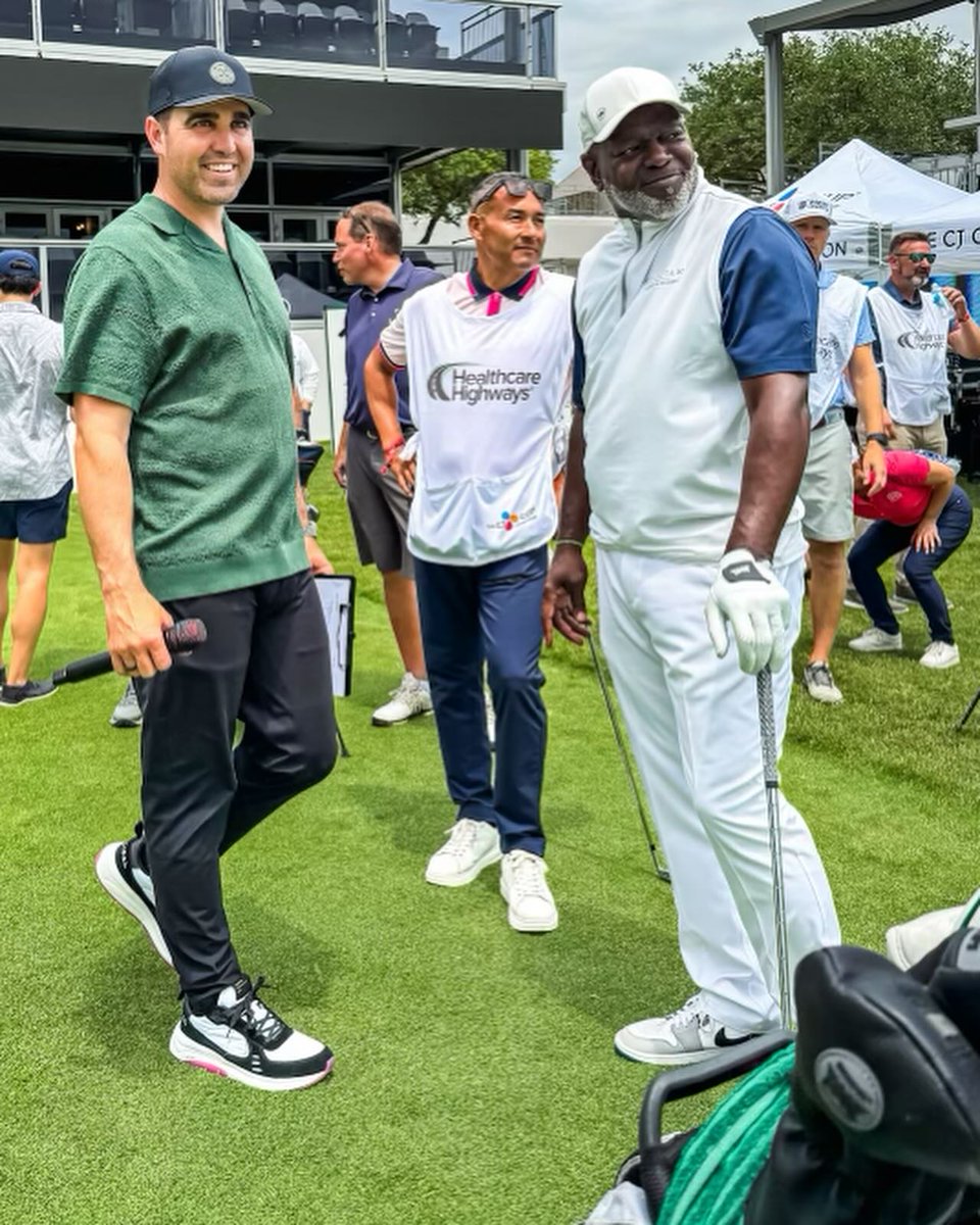 Kelley James tweet media