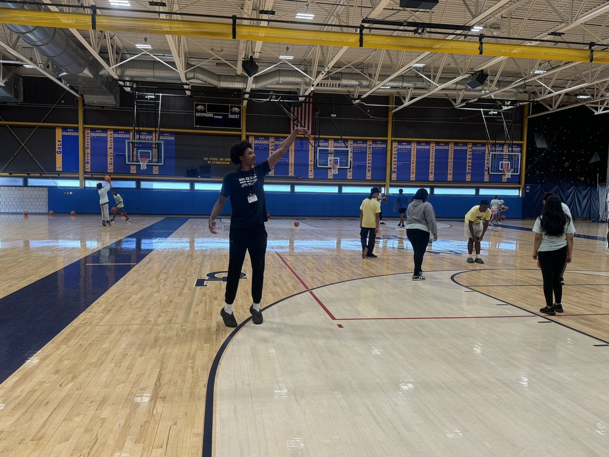 UMass Lowell MBB tweet media