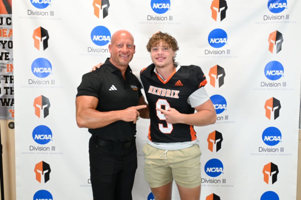 IanPulte's tweet photo. #AGTG After a great visit this weekend with @RussHeidiSLC, I am blessed to receive an offer from @hendrixcollege! 

@LCAFriscoFB @LockedInQB @HendrixFootball @CoachDougHix @CoachMackey25 @IThrowFootballs https://t.co/fxhXwm5ZNu