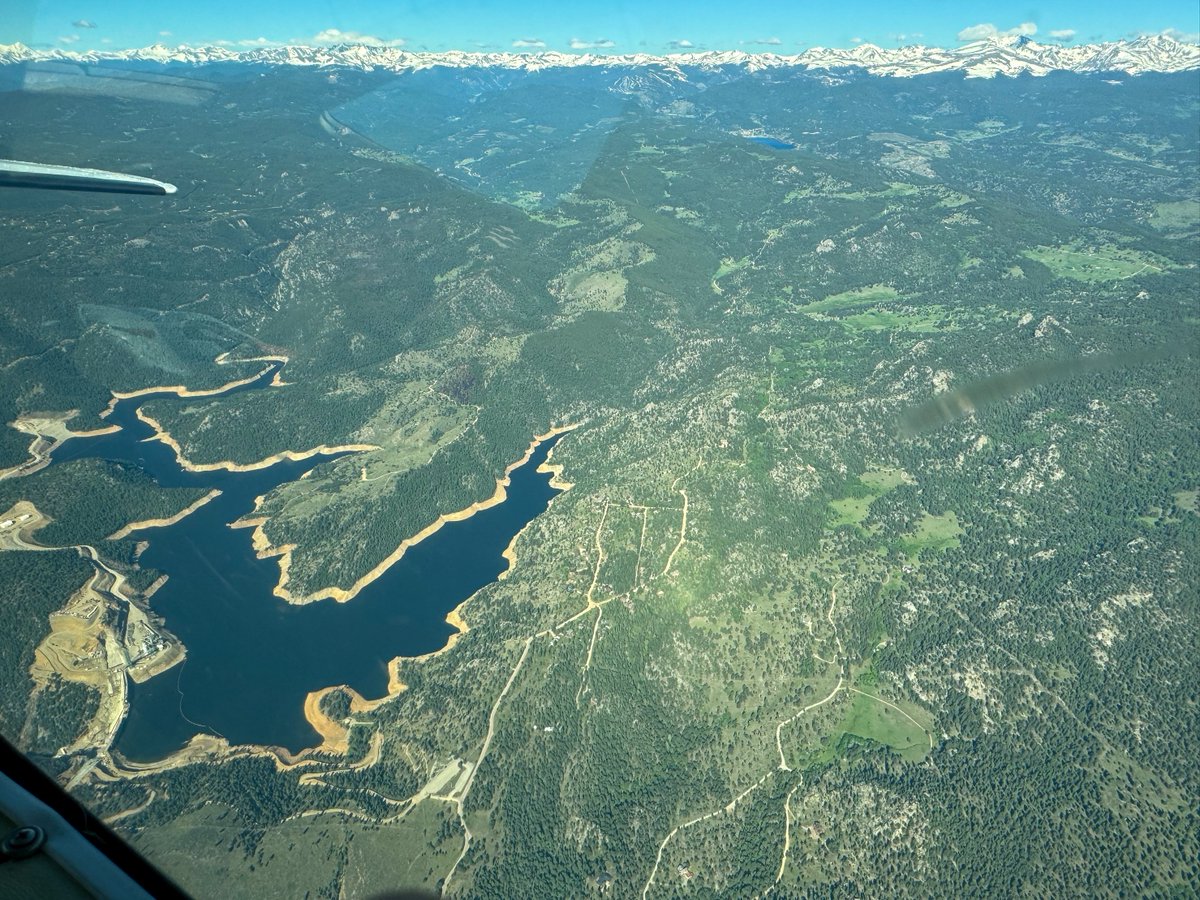 CUBoulderGWC's tweet image. Prior to the GWC 2024 Conference on the CO River, @lighthawk_org and GWC took a group on an aerial tour of Front Range water projects. Read more of @ColoLaw student, Oliver Skelly's experience: colorado.edu/center/gwc/202…

Photos thanks to aerial support by LightHawk. 
#lighthawk