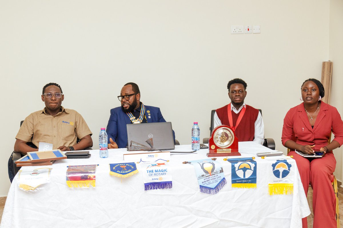 RotaractUMaT's tweet photo. Cheers to new beginnings! 🎉
We've officially handed over the reins and stepped into the Magical Year! ✨
Relive the highlights from yesterday's Handover Ceremony and get ready for a year filled with growth, and magic! ✨
#Rotary
#RotaryInternational
#PeopleofAction
#Region27 https://t.co/M6MrQC3VSj