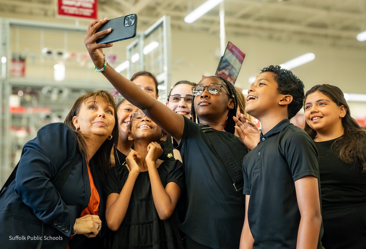 SufVAschools's tweet photo. Thanks to our new neighbors @Burlington for their $5K donation to Creekside Elementary School through @Adopt_classroom to help further our students’ education! #BurlingtonEmpowersStudents #SPSCreatesAchievers https://t.co/oabz4EZDZR