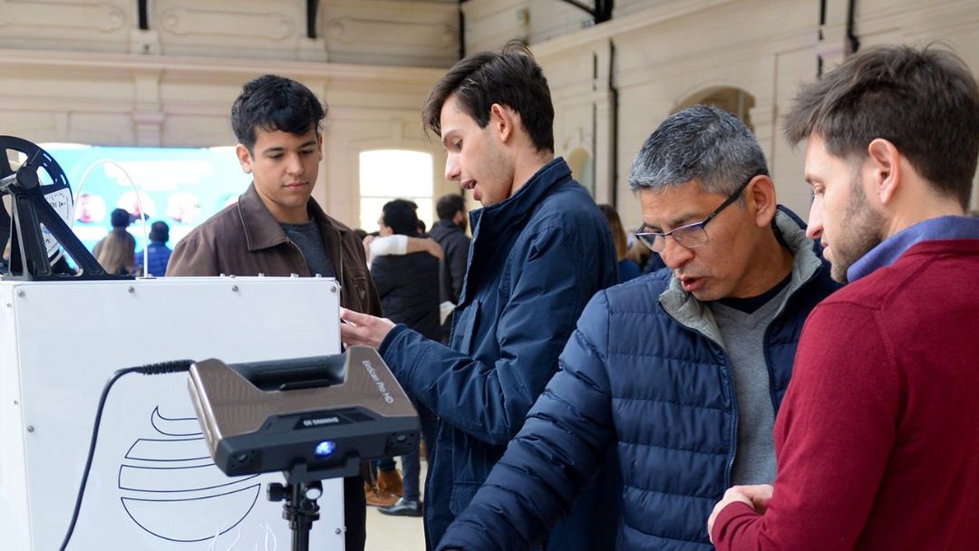 desarrolloeinv's tweet photo. 🏆¡Llega una nueva edición del Premio a la Innovación Red Intecmar! Si sos emprendedor y tenés una idea que combina tecnología y genera un impacto positivo en la comunidad o si tu pyme está desarrollando un proyecto para mejorar el sistema productivo, aprovechá esta oportunidad. https://t.co/bDc0kdQXl5