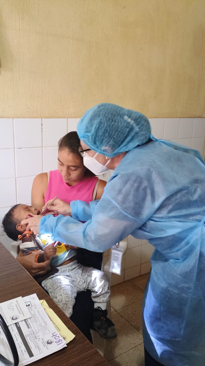 Con amor todo, sin el nada:Dra Marelvis Sarmiento Almaguer en Consulta Médica en el Puesto de Salud Jumaytepeque, Mcipio. Santa Rosa. #Cubacooperave_C,#BMCGuatemala,#25AniversarioBMCGuatemala,#CubaSalva,#CubaPorLaSalud.