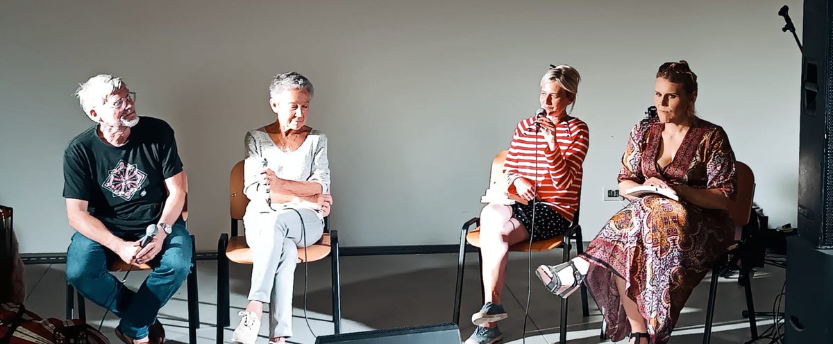 Miquèla Stenta: "i a una especificitat dins la lenga d'òc. Dins lo XII sègle, la lenga èra parlada dins cada camp de la societat. Quand las #trobairitz se metèron a préner la paraula sé pauseron pas la question dins quala lenga o fasián, o faguèron tot naturalament en lenga d'òc"