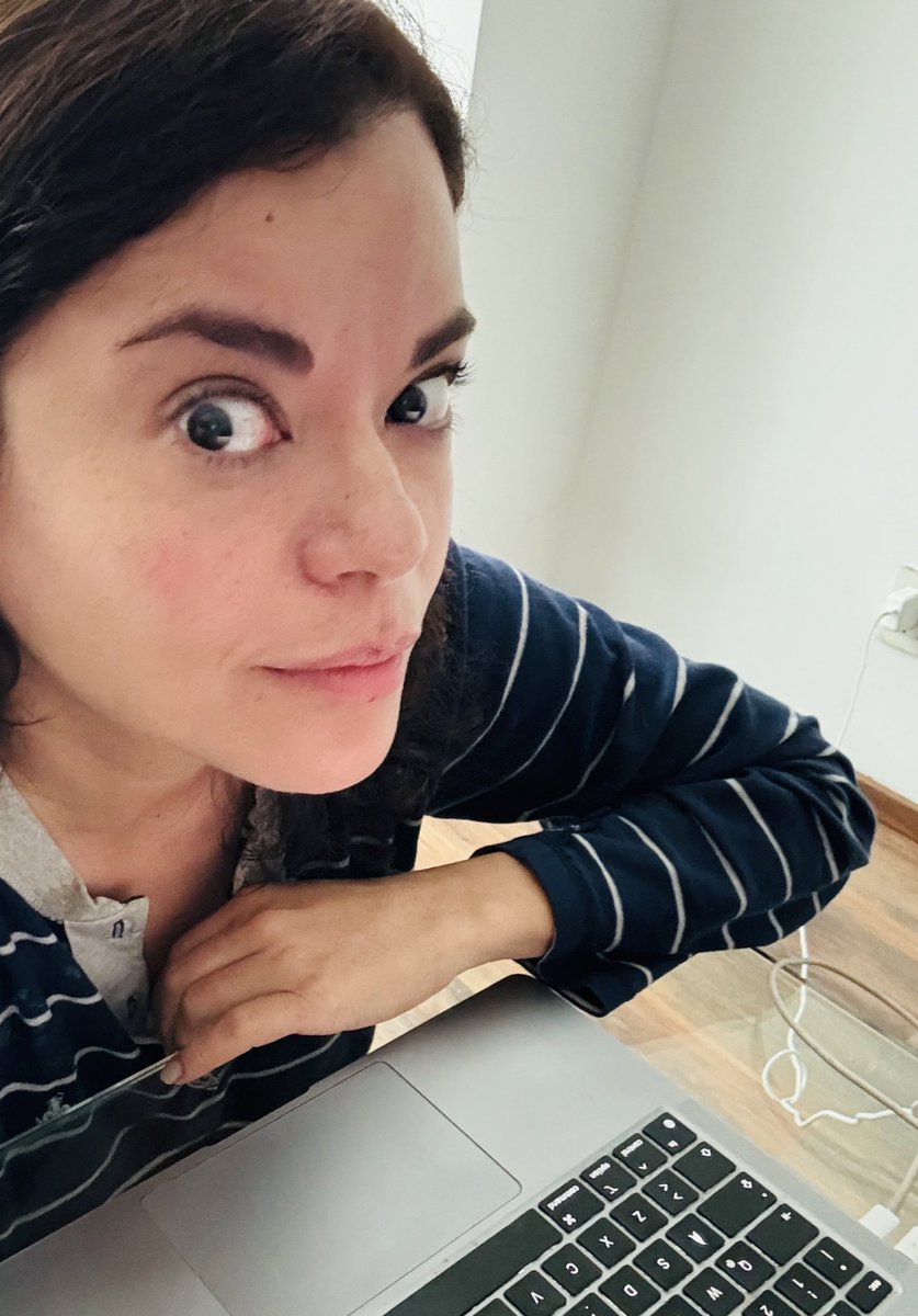 Areli Paz tweet media