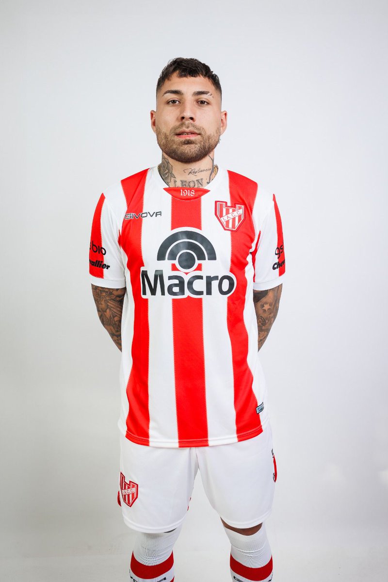 pasionporlaglo's tweet photo. 🗣#Batallini
🎙"Los chicos me recibieron de la mejor manera, se ve que es un grupo muy lindo. El cuerpo técnico, Diego, todos. La verdad que me recibieron muy bien, así que entrenando y poniendome a punto también" https://t.co/WyPjc1jWwz